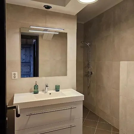 Apartmanhotel Fab 8 Sardinfabrikken - Island