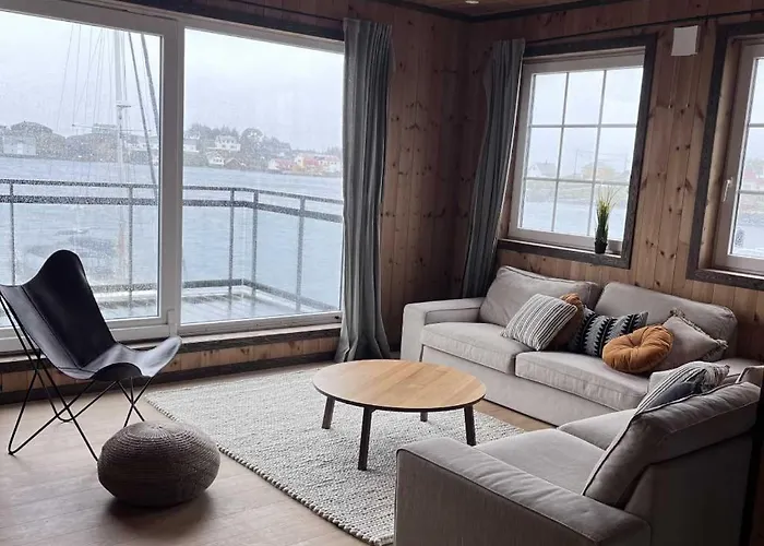 Fab 8 Sardinfabrikken - Island