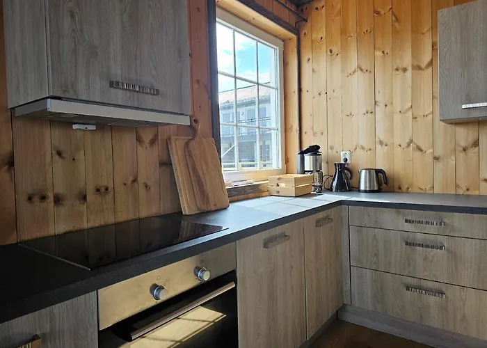 Fab 8 Sardinfabrikken - Island 4* Fedje