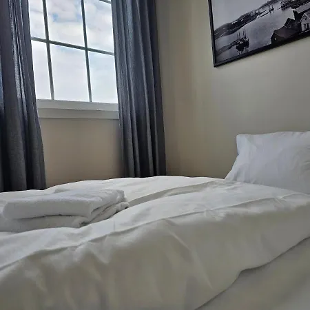 Fab 8 Sardinfabrikken - Island 4* Fedje