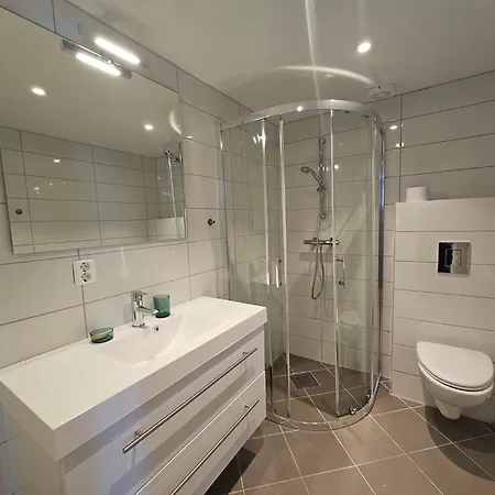 Fab 8 Sardinfabrikken - Island Апарт-отель 4*